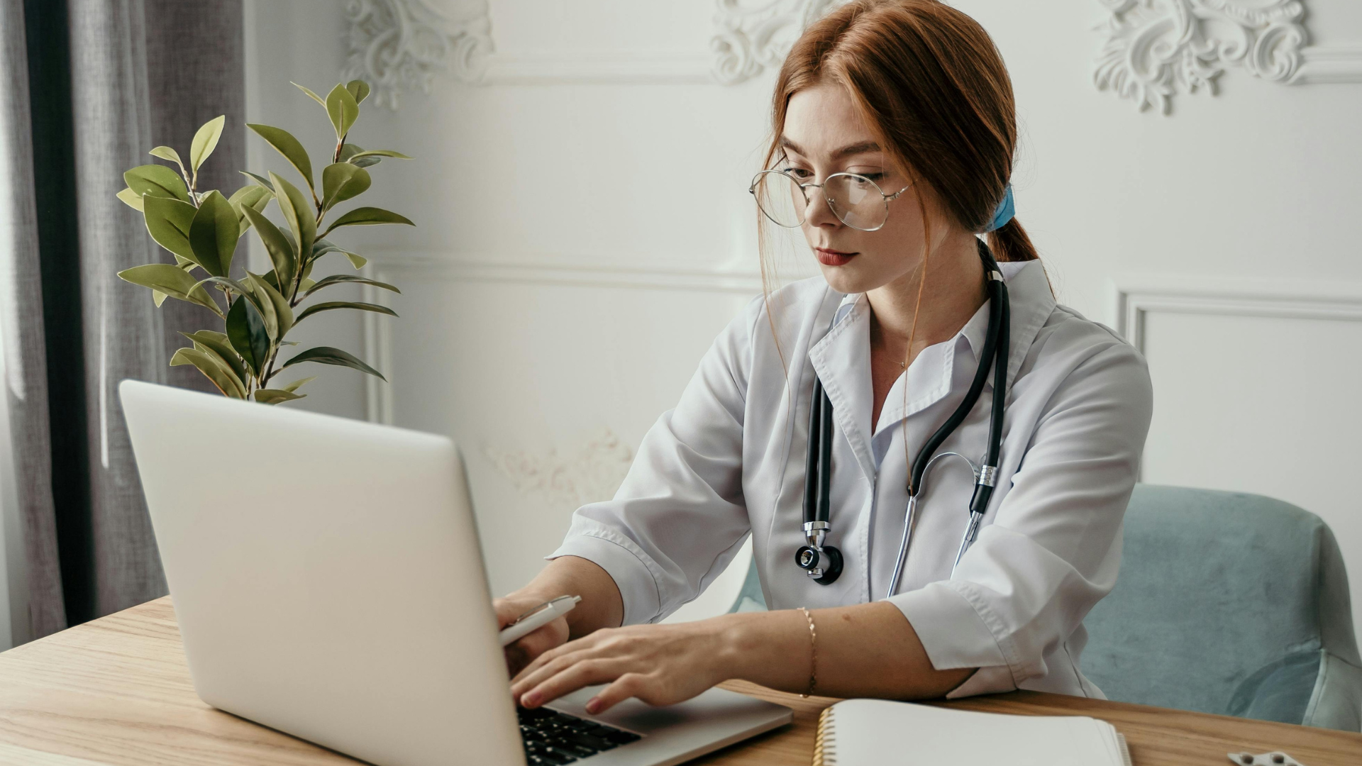 S-a lansat DureriMenstruale.ro – o platformă online din România dedicată informării corecte despre durerile menstruale