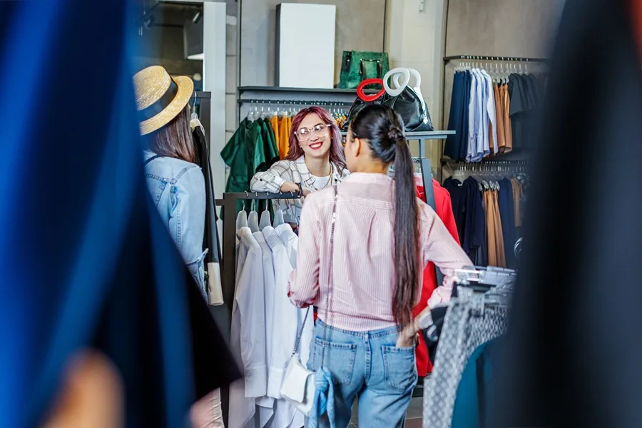 Unde găsesc hanorac Burberry în România?