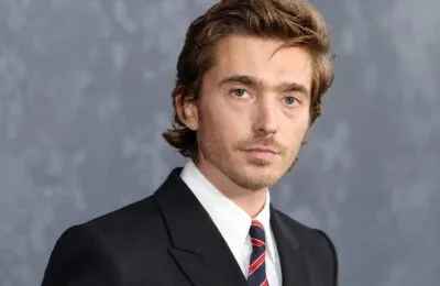 Austin Abrams explică finalul din „Resident Evil”, în care Bryan devine monstrul filmului